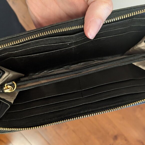 Michael Kors black leather wallet - Picture 7 of 8